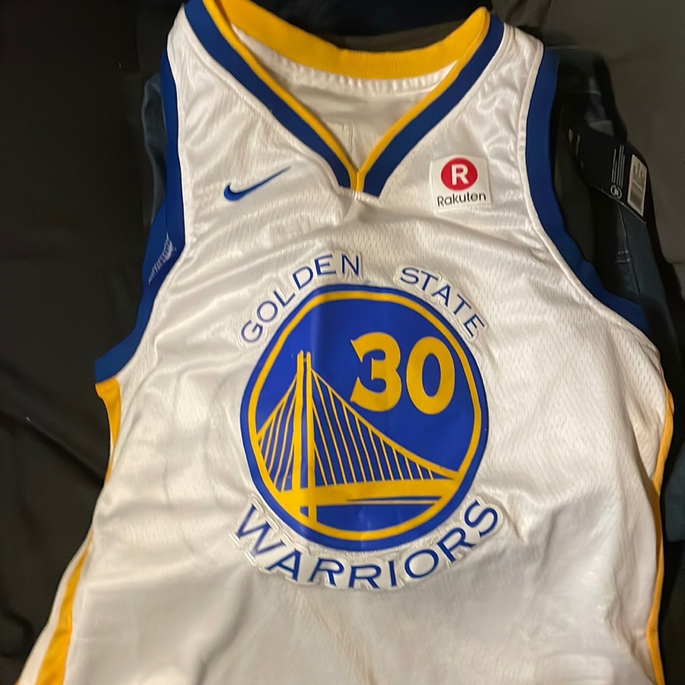 NBA golden state warriors jersey Curry number 30 boys large